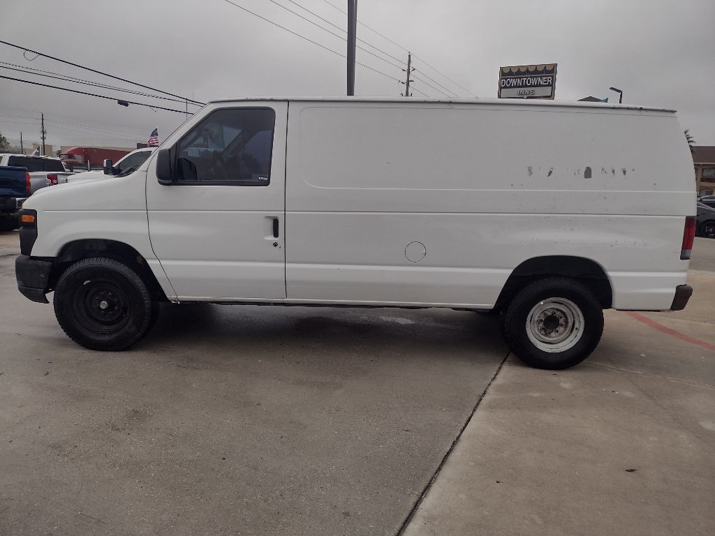2013 Ford Econoline Image 4
