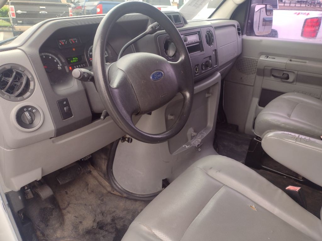 2013 Ford Econoline Image 12