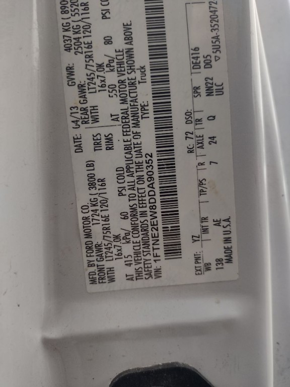 2013 Ford Econoline Image 20