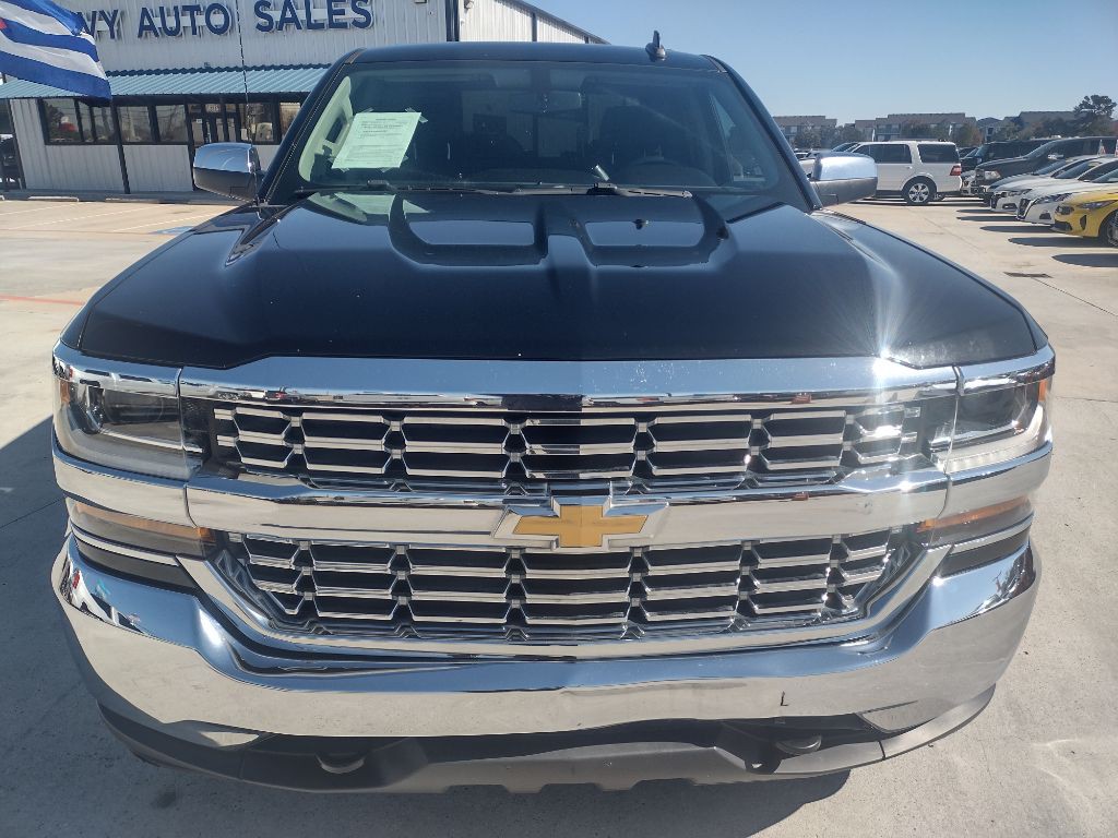 2018 Chevrolet Silverado 1500 Image 2