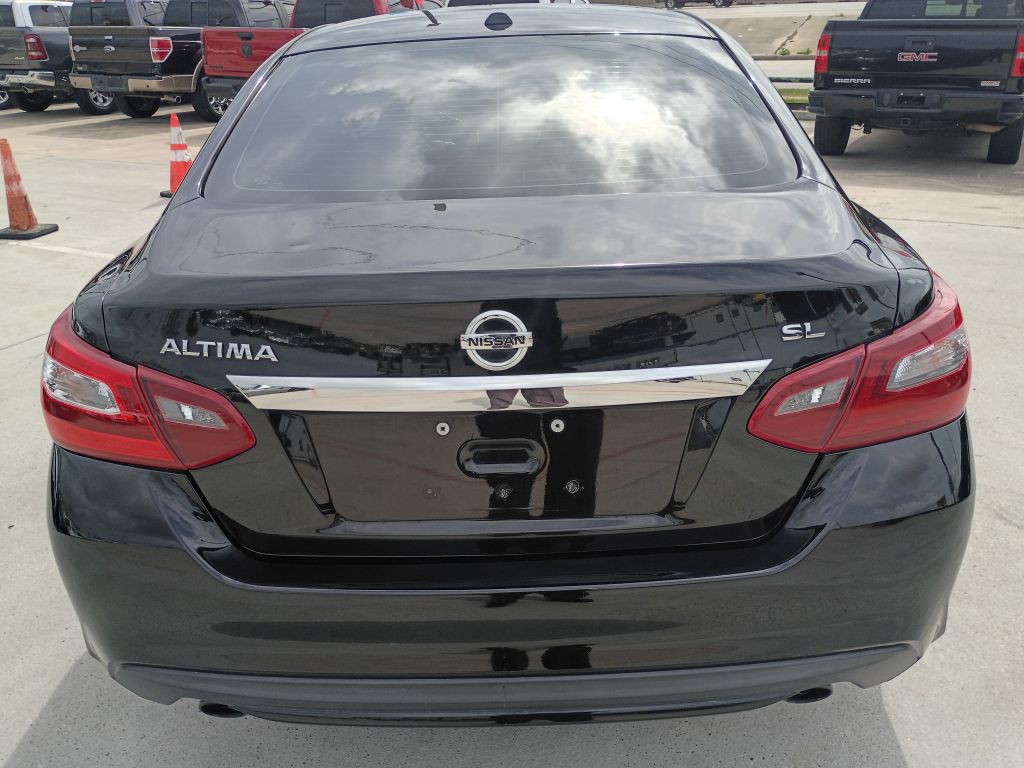 2018 Nissan Altima Image 6