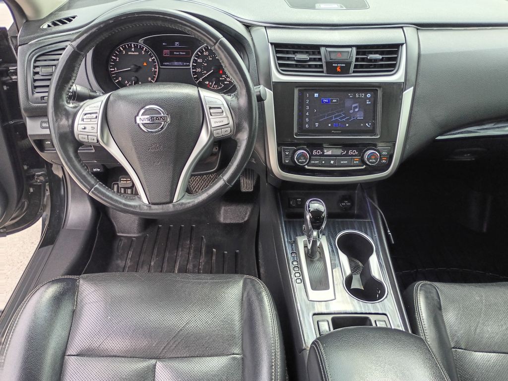 2018 Nissan Altima Image 17