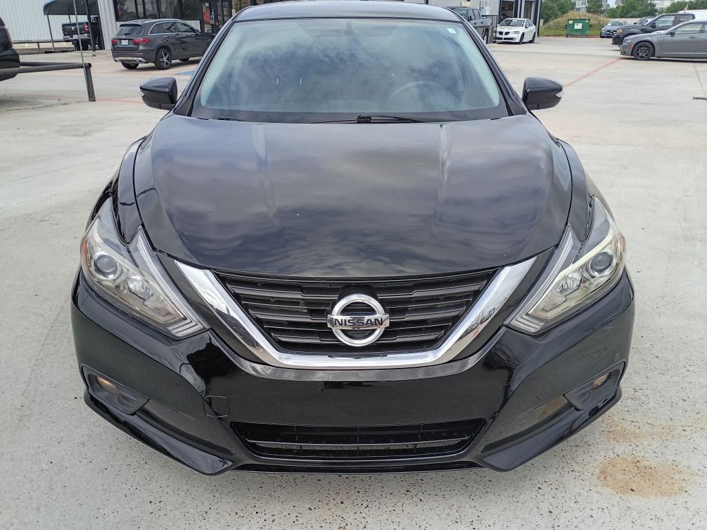 2018 Nissan Altima Image 2