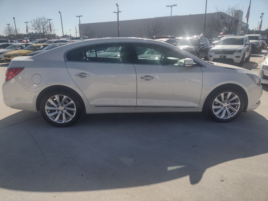 2014 Buick Lacrosse Image 8