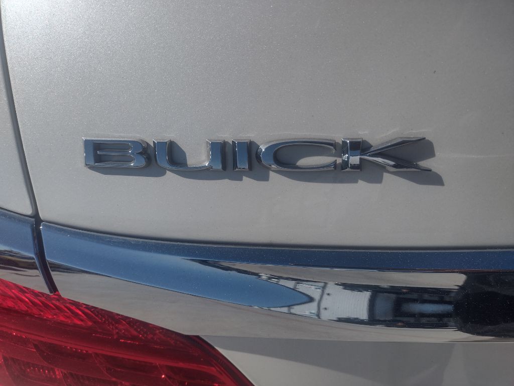 2014 Buick Lacrosse Image 9