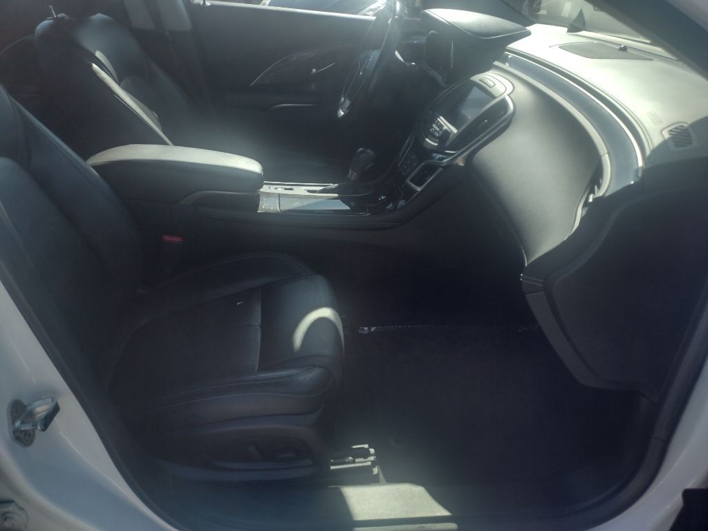 2014 Buick Lacrosse Image 18