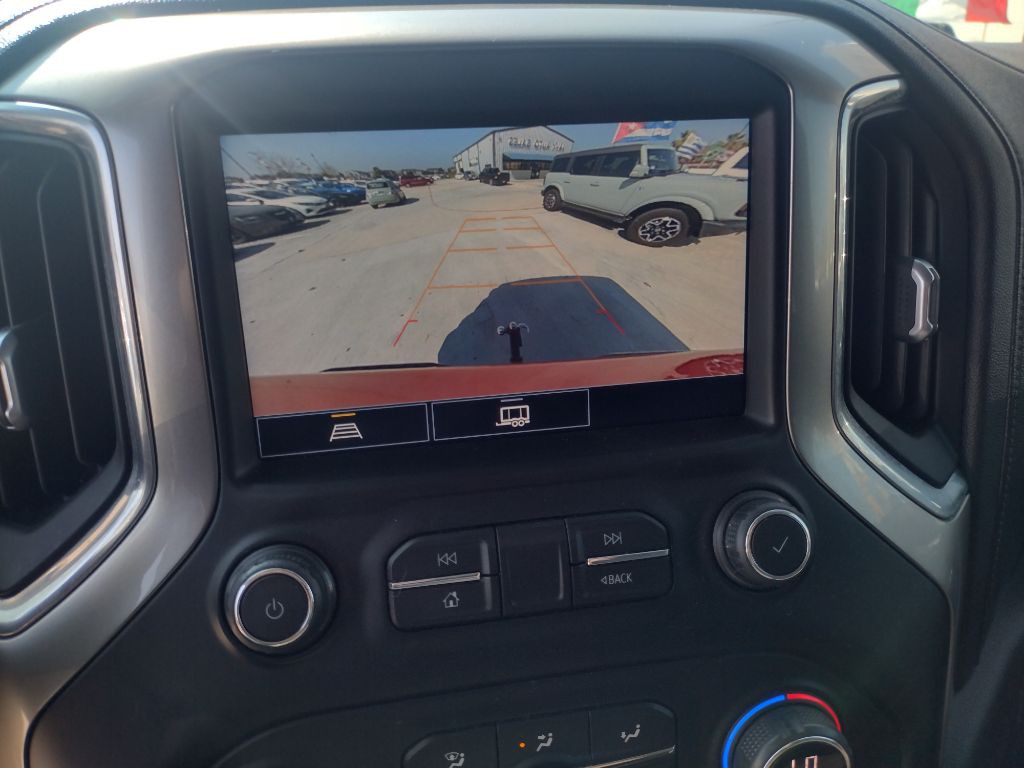 2021 Chevrolet Silverado 1500 Image 18