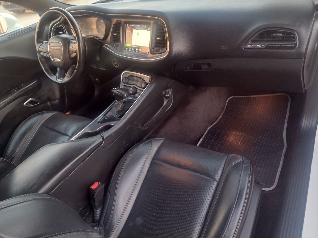 2018 Dodge Challenger Image 17