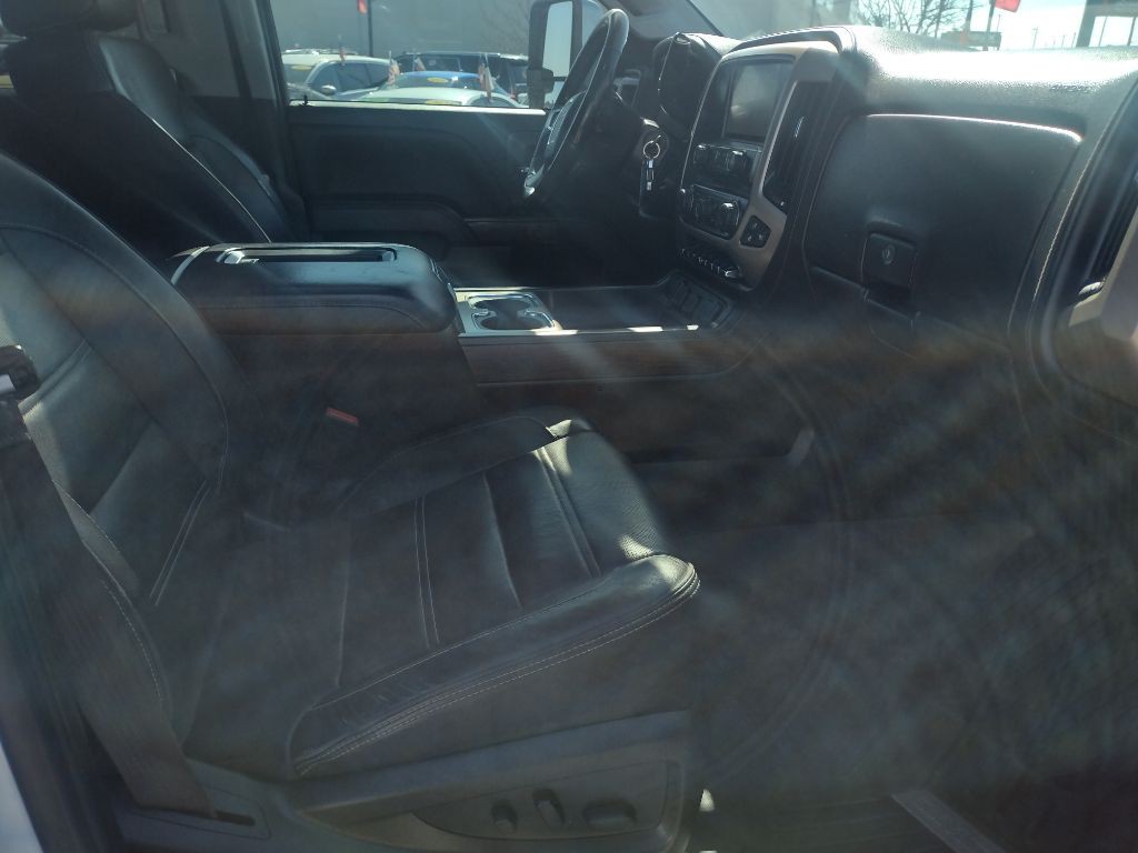 2017 GMC Sierra Image 18