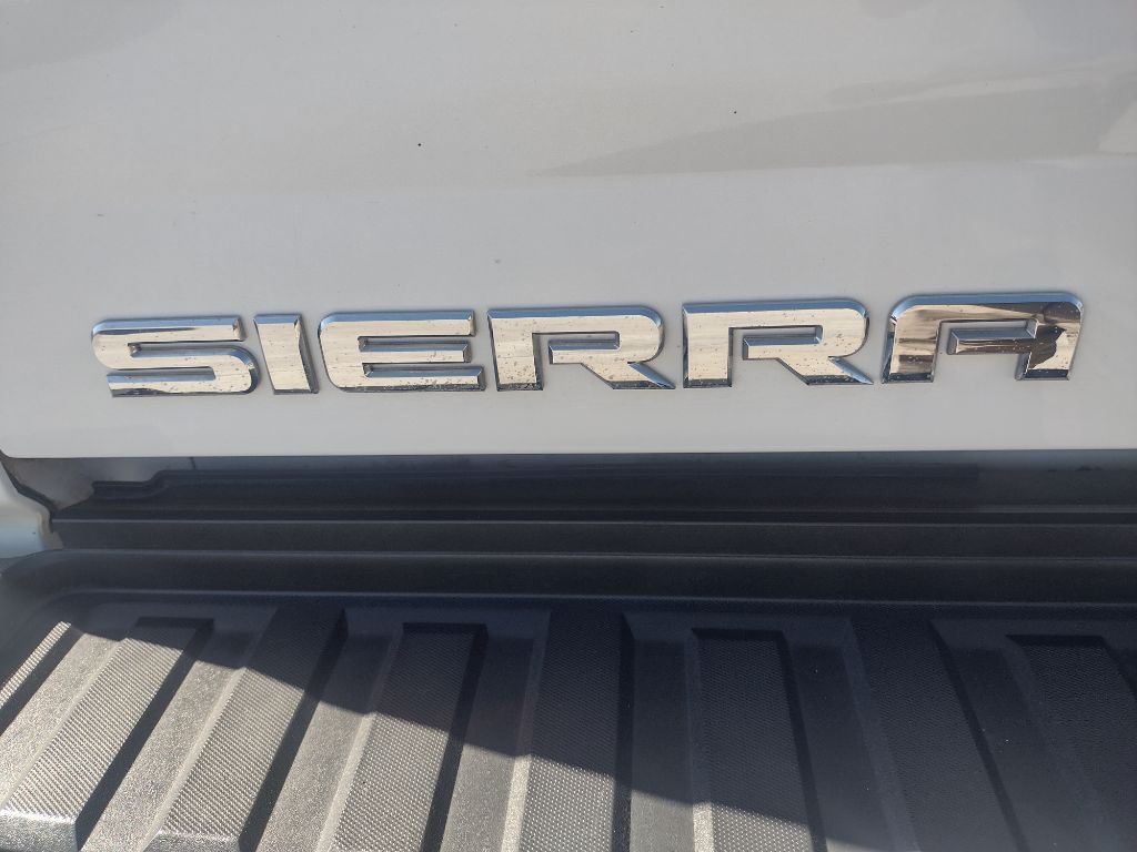 2017 GMC Sierra Image 23