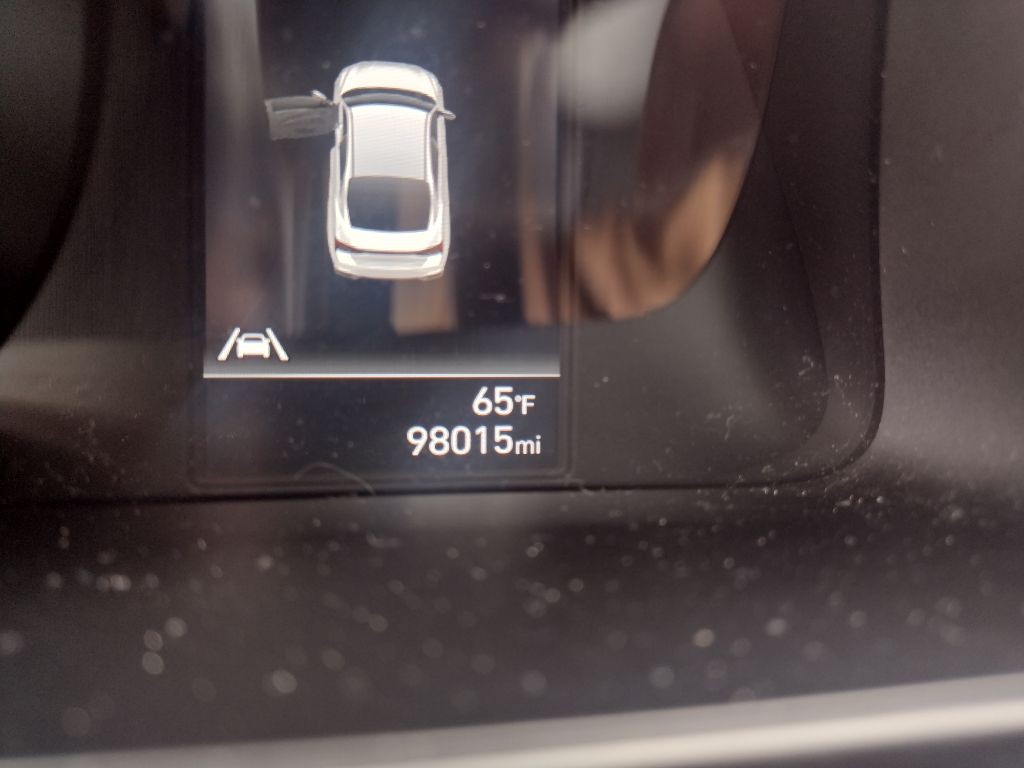 2023 Hyundai Elantra Image 12