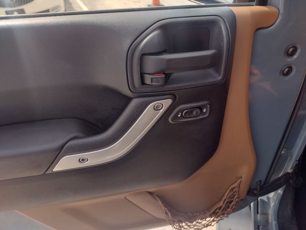 2014 Jeep Wrangler Unlimited Image 20