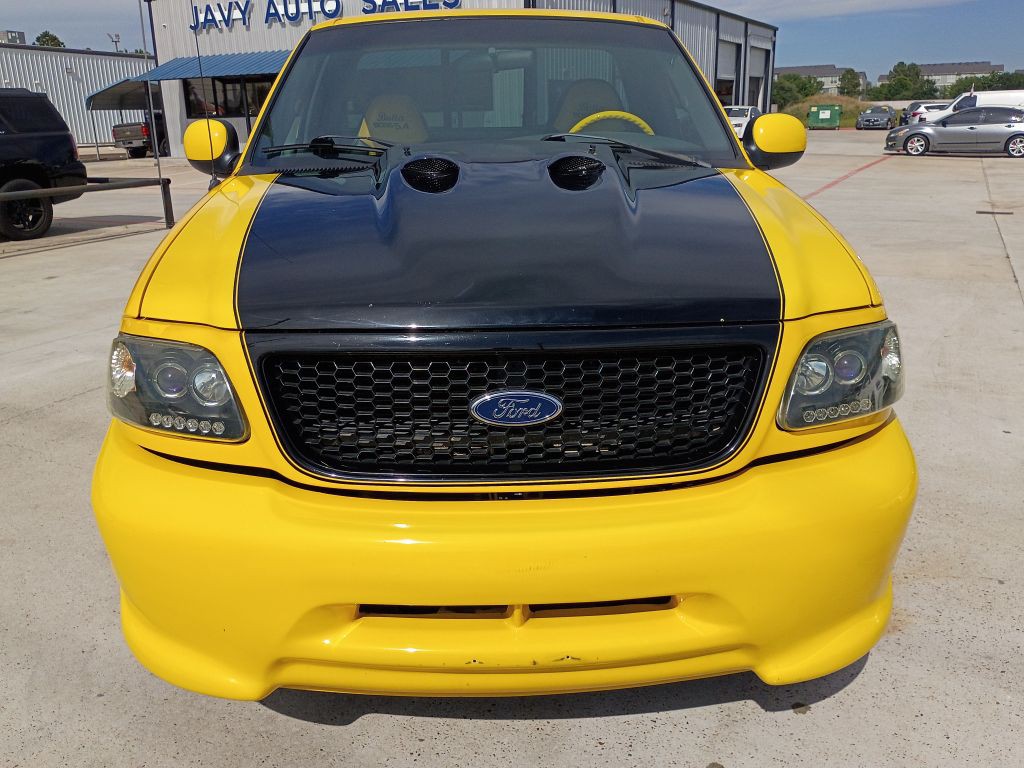 2002 Ford F-150 Image 2