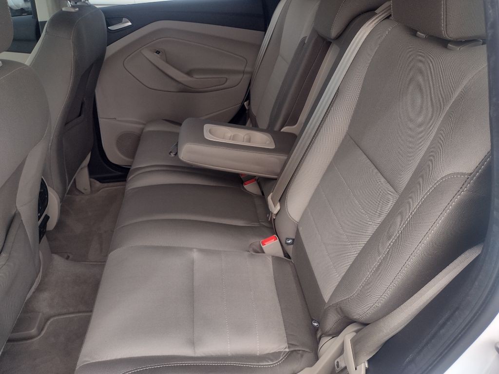 2016 Ford Escape Image 17