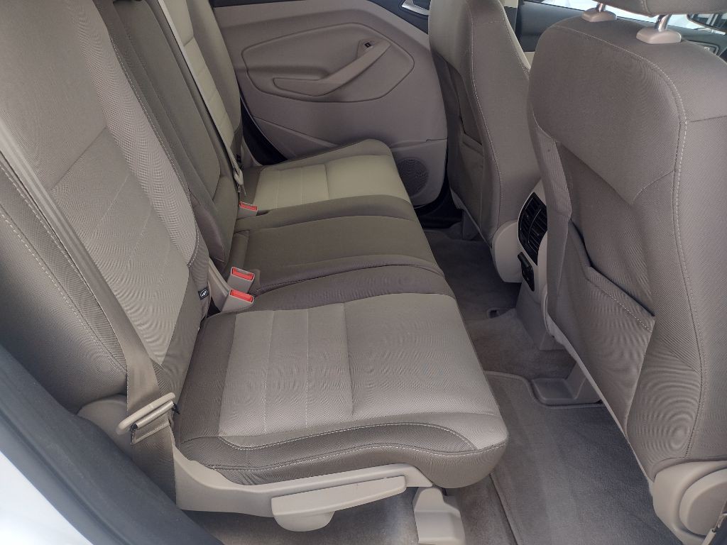 2016 Ford Escape Image 19