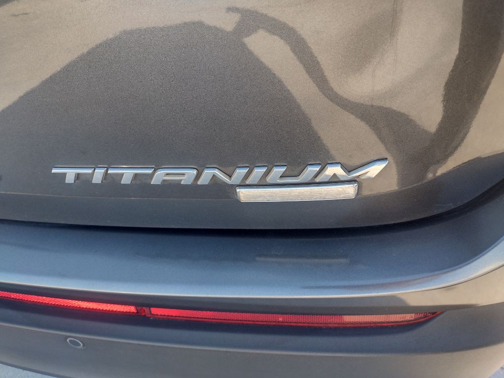 2018 Ford Edge Image 10