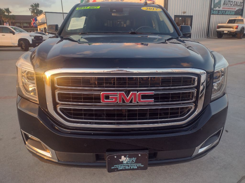 2017 GMC Yukon Image 2