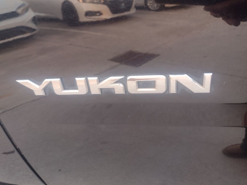 2017 GMC Yukon Image 9