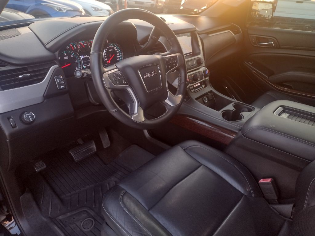 2017 GMC Yukon Image 14
