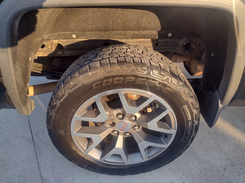 2015 GMC Sierra Image 21