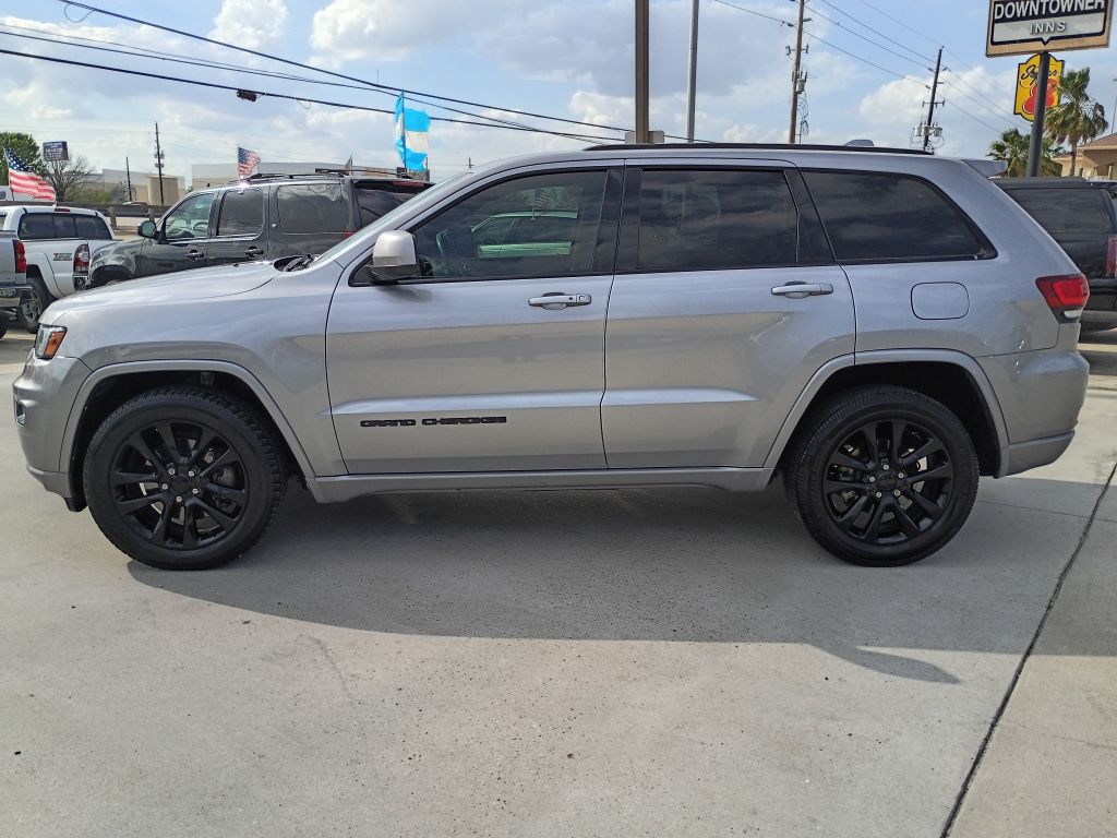 2021 Jeep Grand Cherokee Image 4