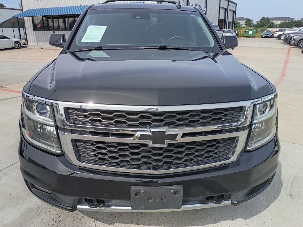 2017 Chevrolet Tahoe Image 2