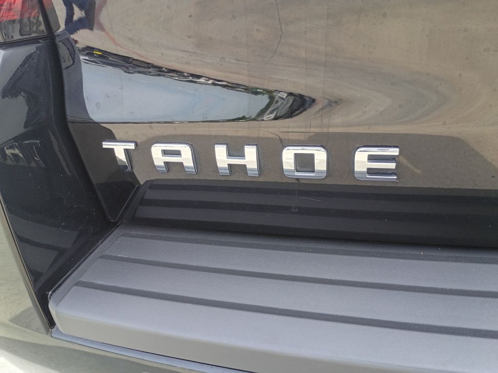 2017 Chevrolet Tahoe Image 9