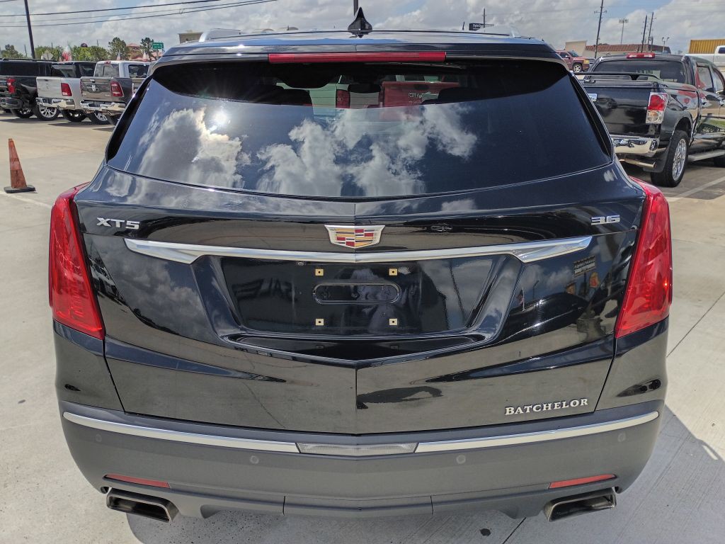 2017 Cadillac XT5 Image 6