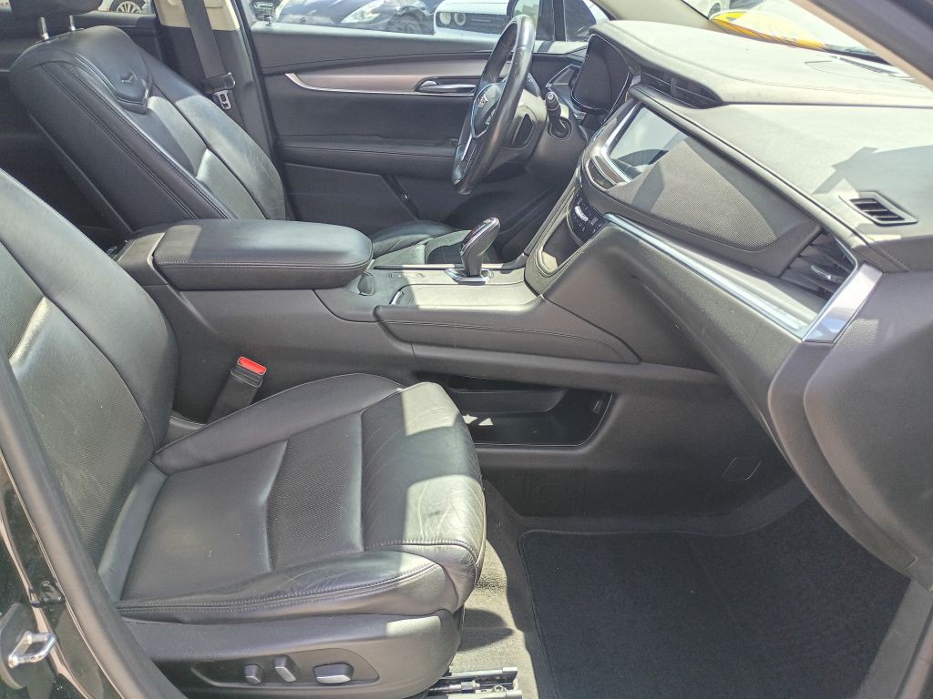 2017 Cadillac XT5 Image 17