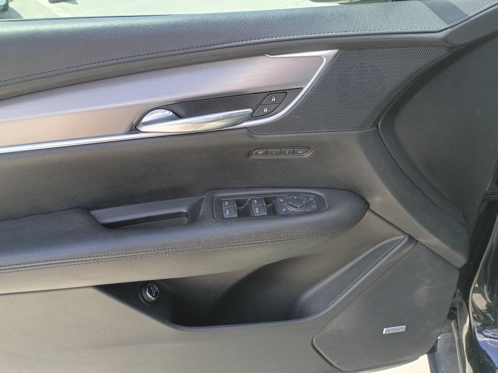 2017 Cadillac XT5 Image 21