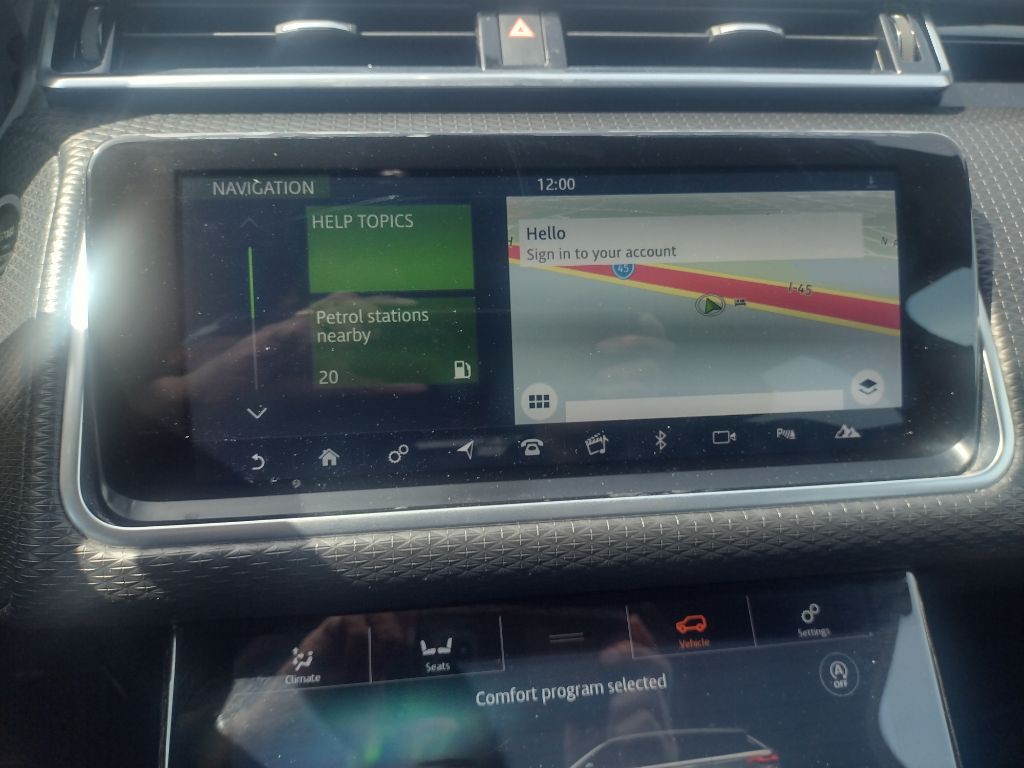 2018 Land Rover Range Rover Image 11