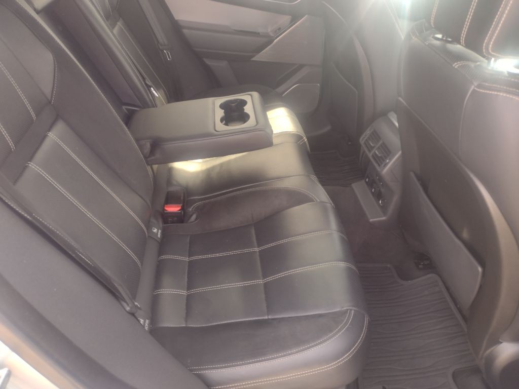 2018 Land Rover Range Rover Image 19