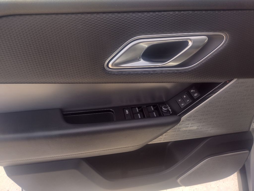 2018 Land Rover Range Rover Image 23