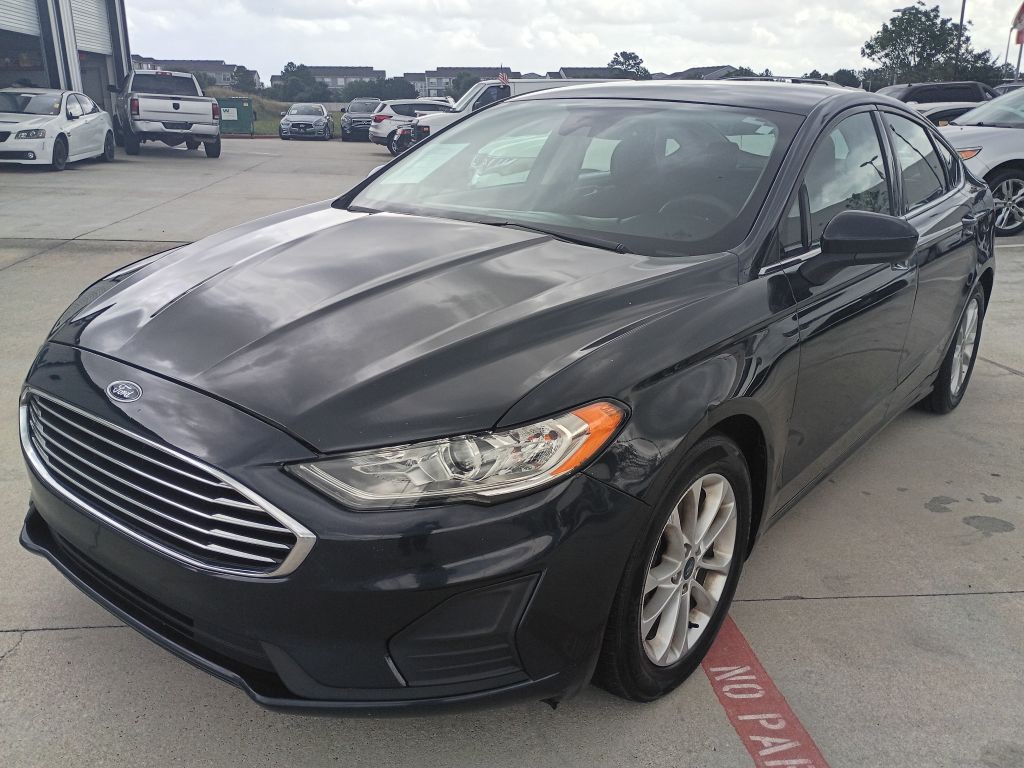 2020 Ford Fusion Image 3