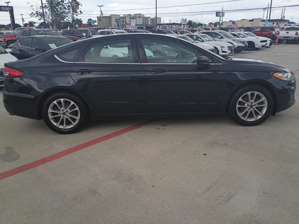 2020 Ford Fusion Image 8