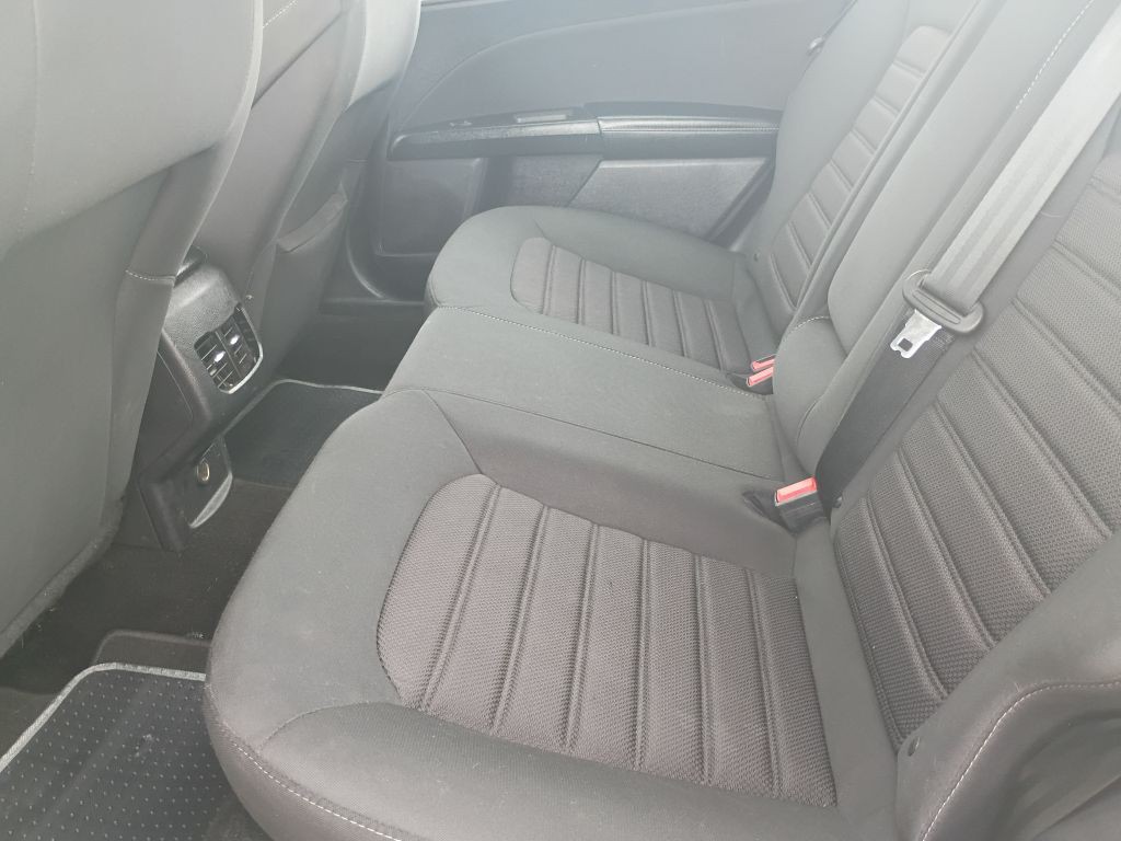 2020 Ford Fusion Image 16