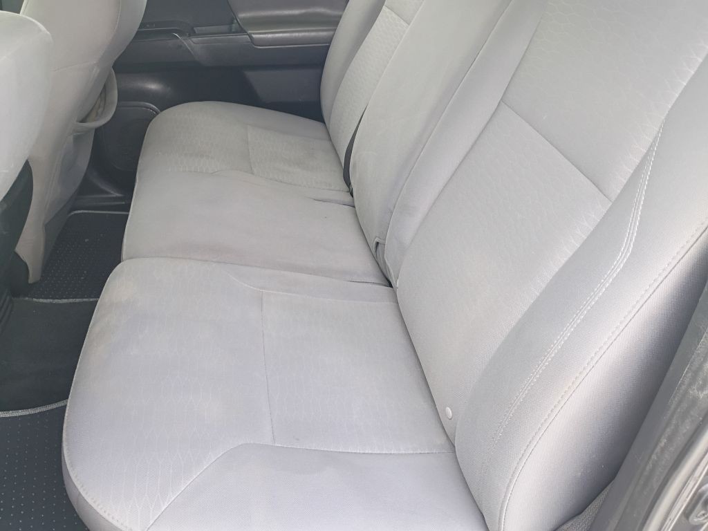 2019 Toyota Tacoma Image 17