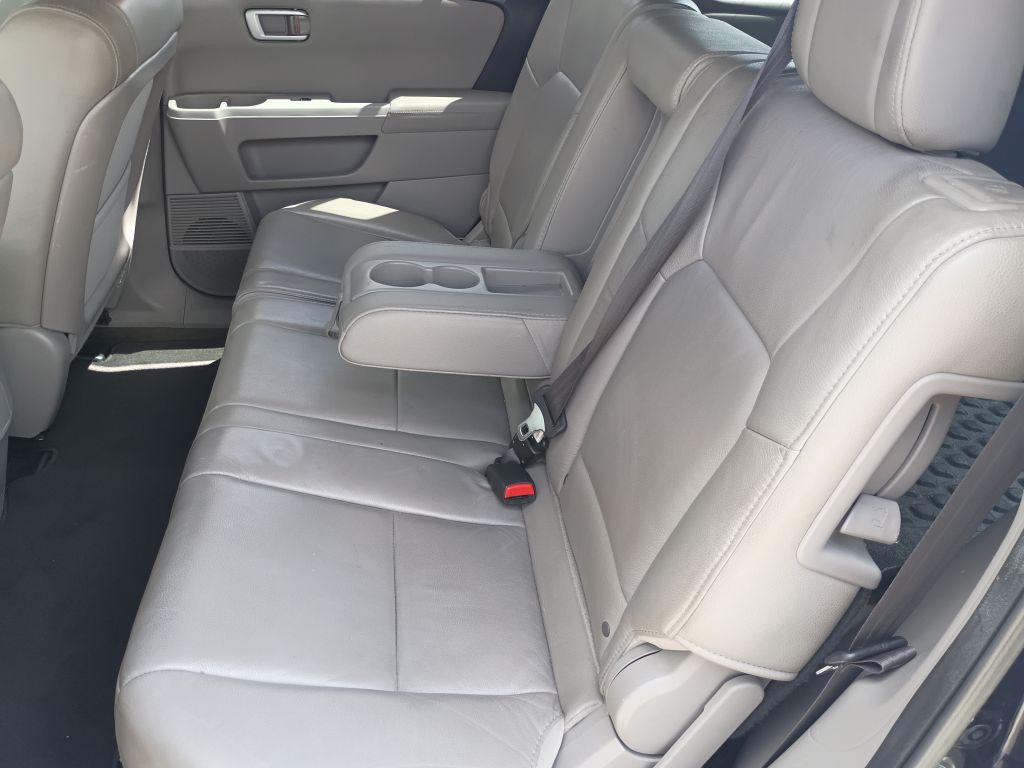 2014 Honda Pilot Image 16