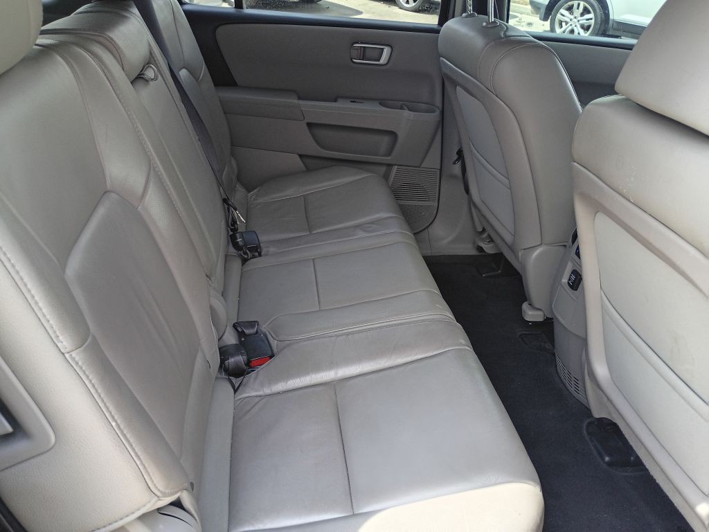 2014 Honda Pilot Image 20