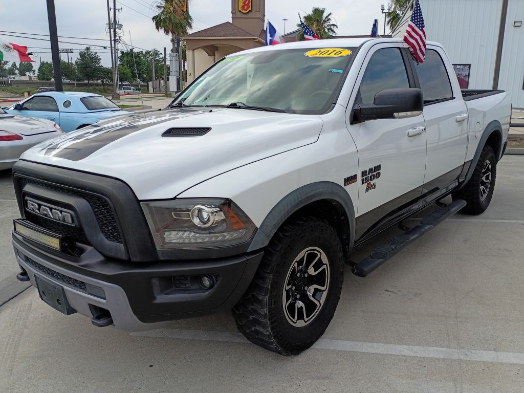 2016 RAM 1500 Image 3