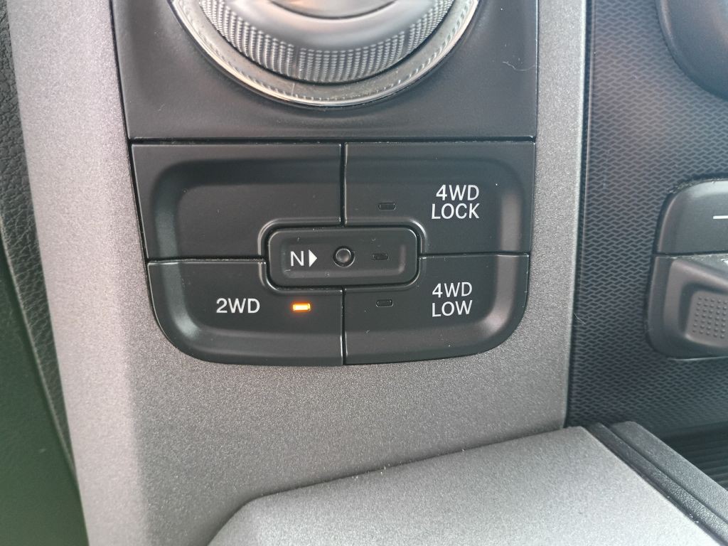 2016 RAM 1500 Image 14