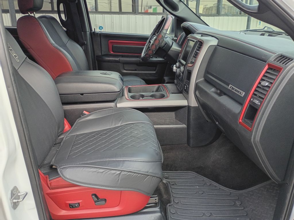 2016 RAM 1500 Image 17