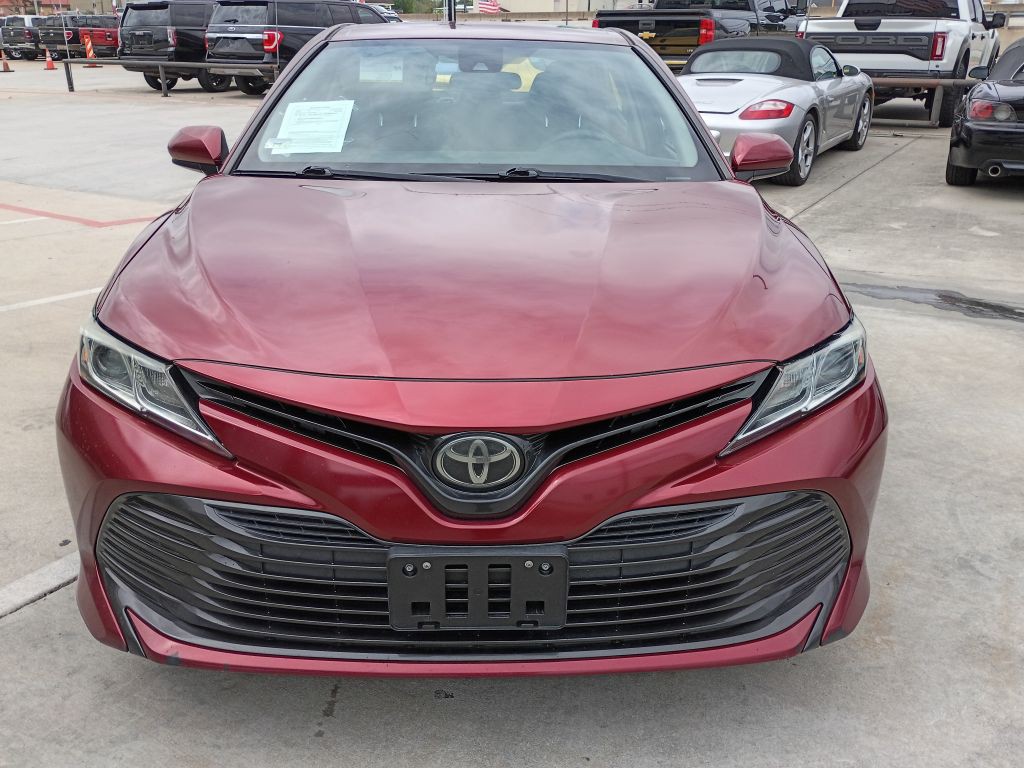 2018 Toyota Camry Image 2
