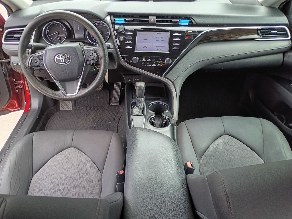 2018 Toyota Camry Image 10