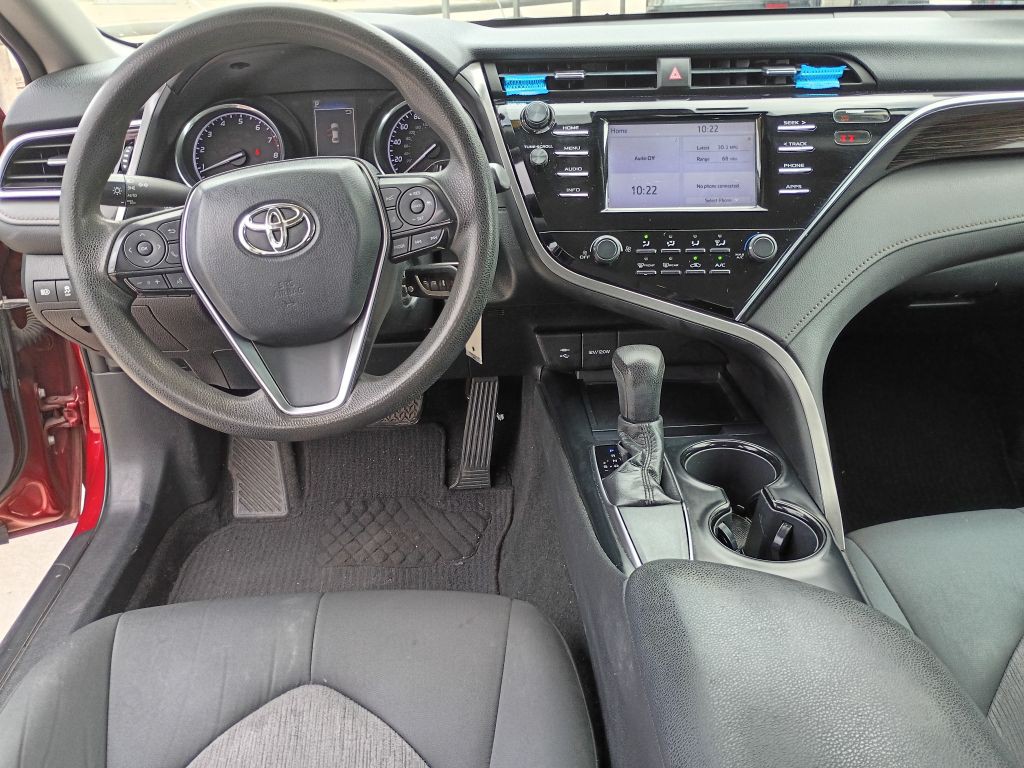 2018 Toyota Camry Image 13