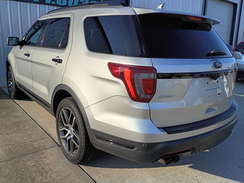 2018 Ford Explorer Image 3
