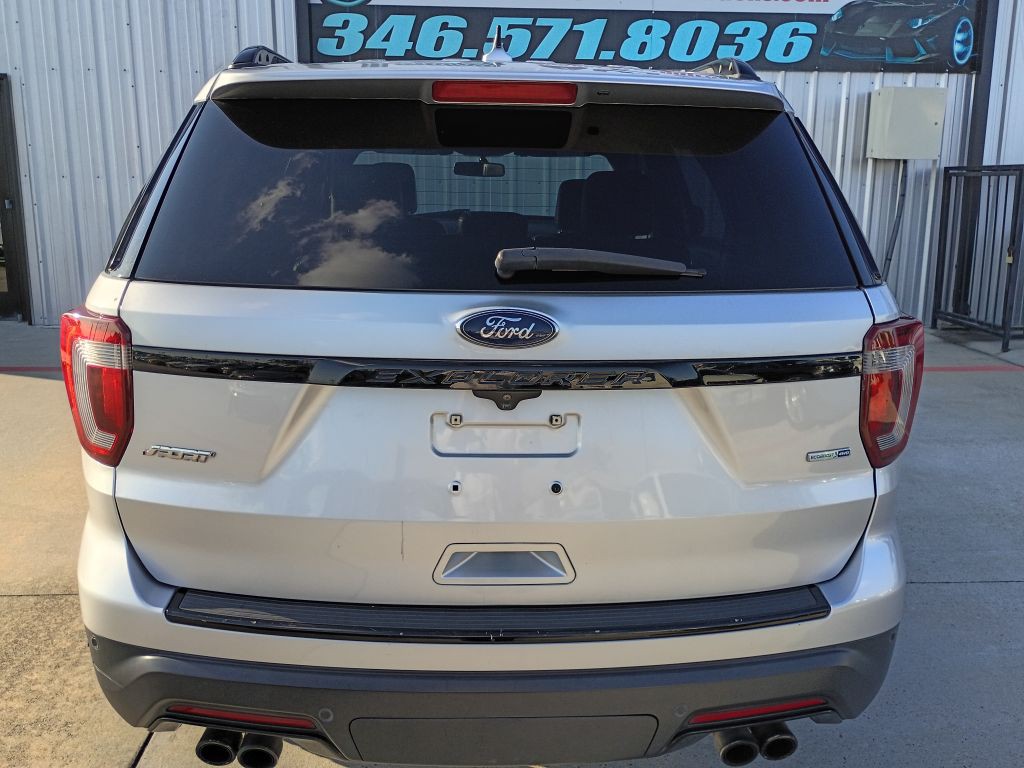 2018 Ford Explorer Image 4