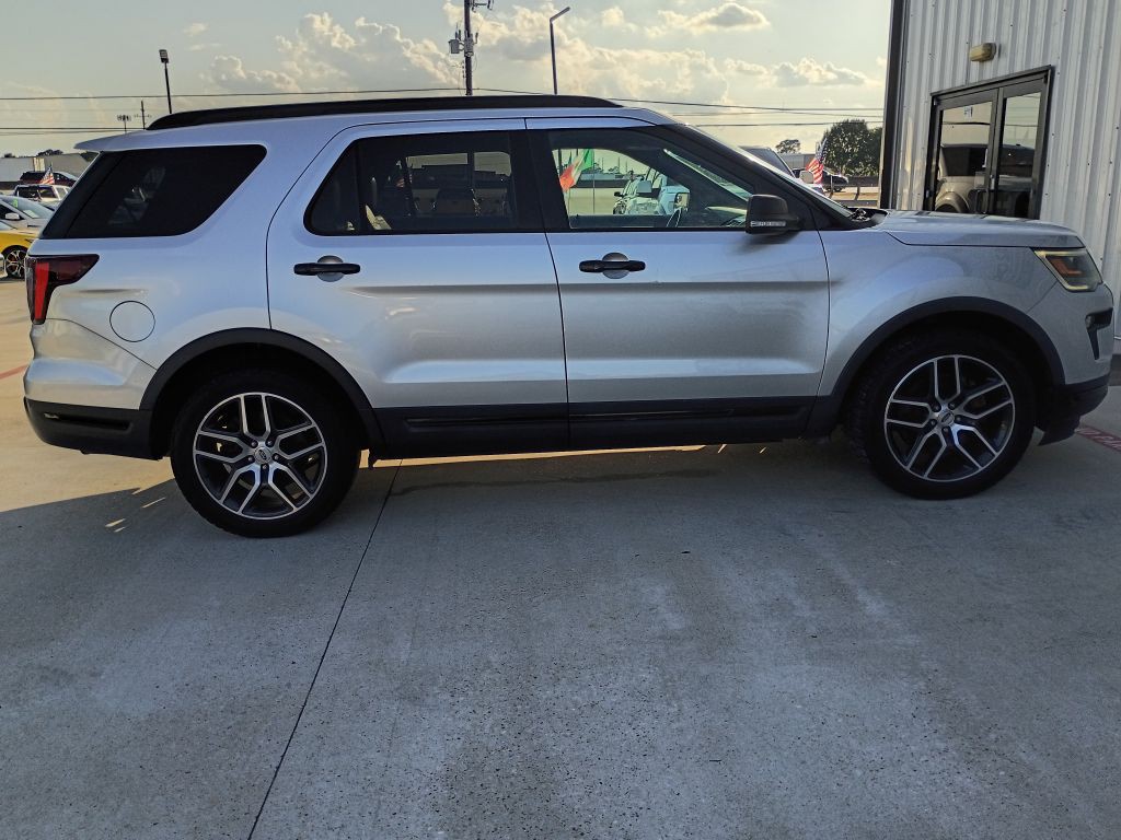 2018 Ford Explorer Image 6