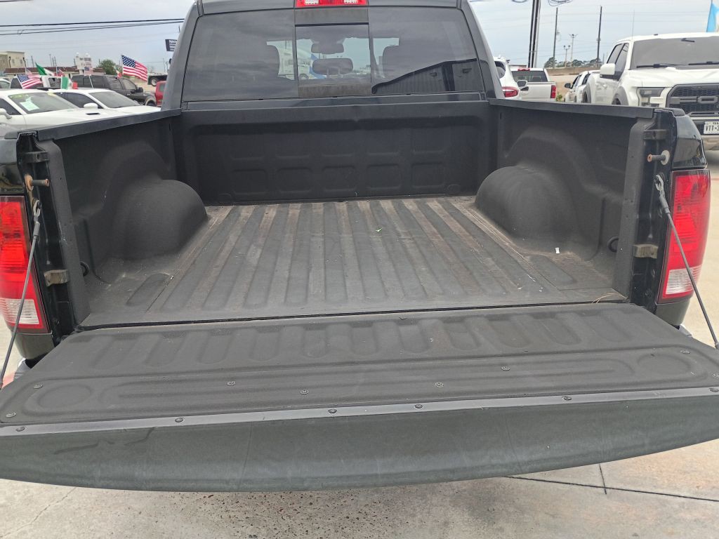 2015 RAM 1500 Image 9
