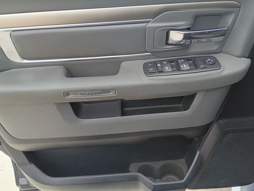 2015 RAM 1500 Image 19